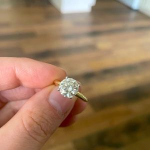 2 carat Solitaire Moissanite Ring